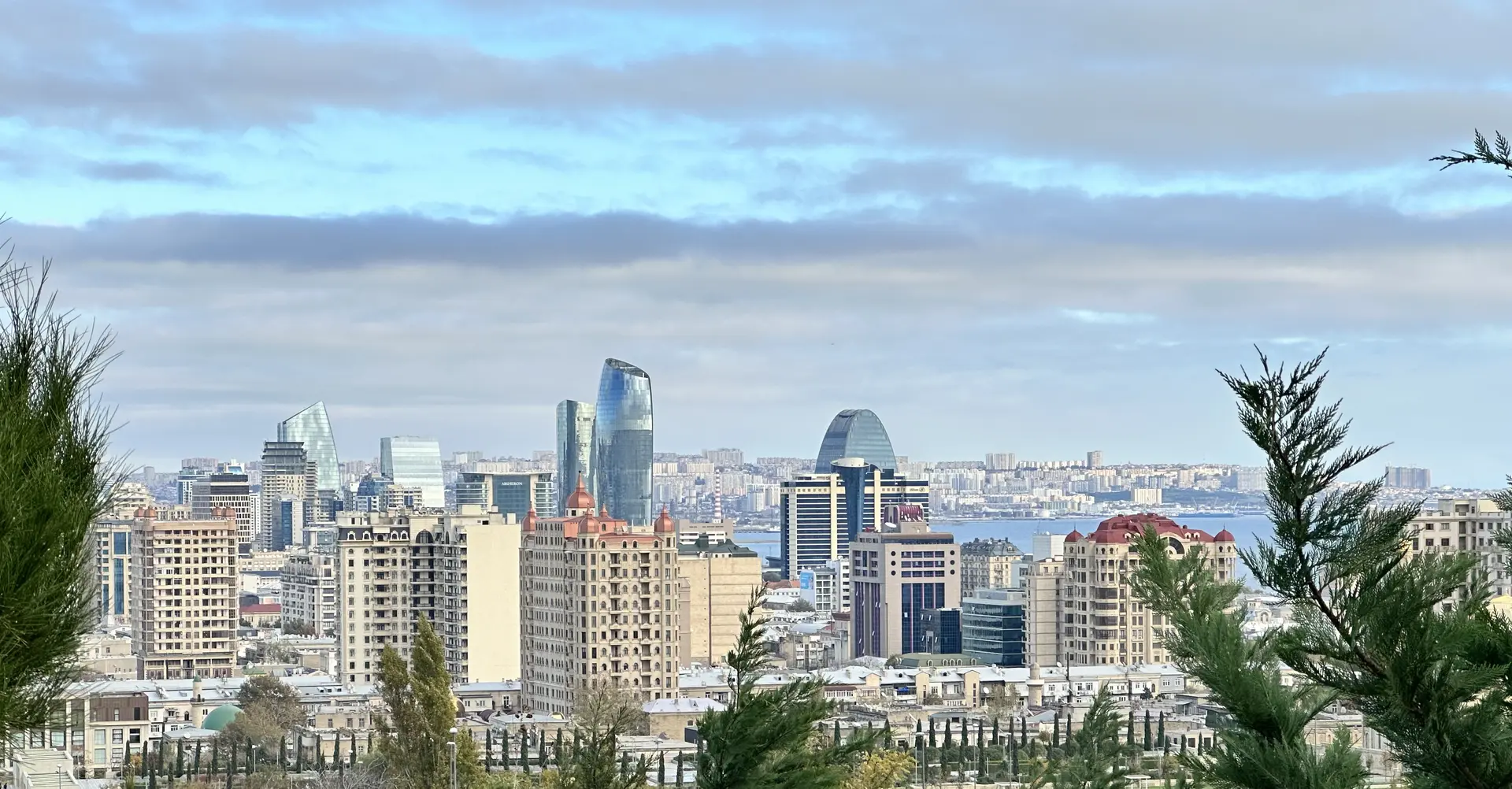 BAKI — Şərqlə Qərbin Qovuşduğu Şəhər